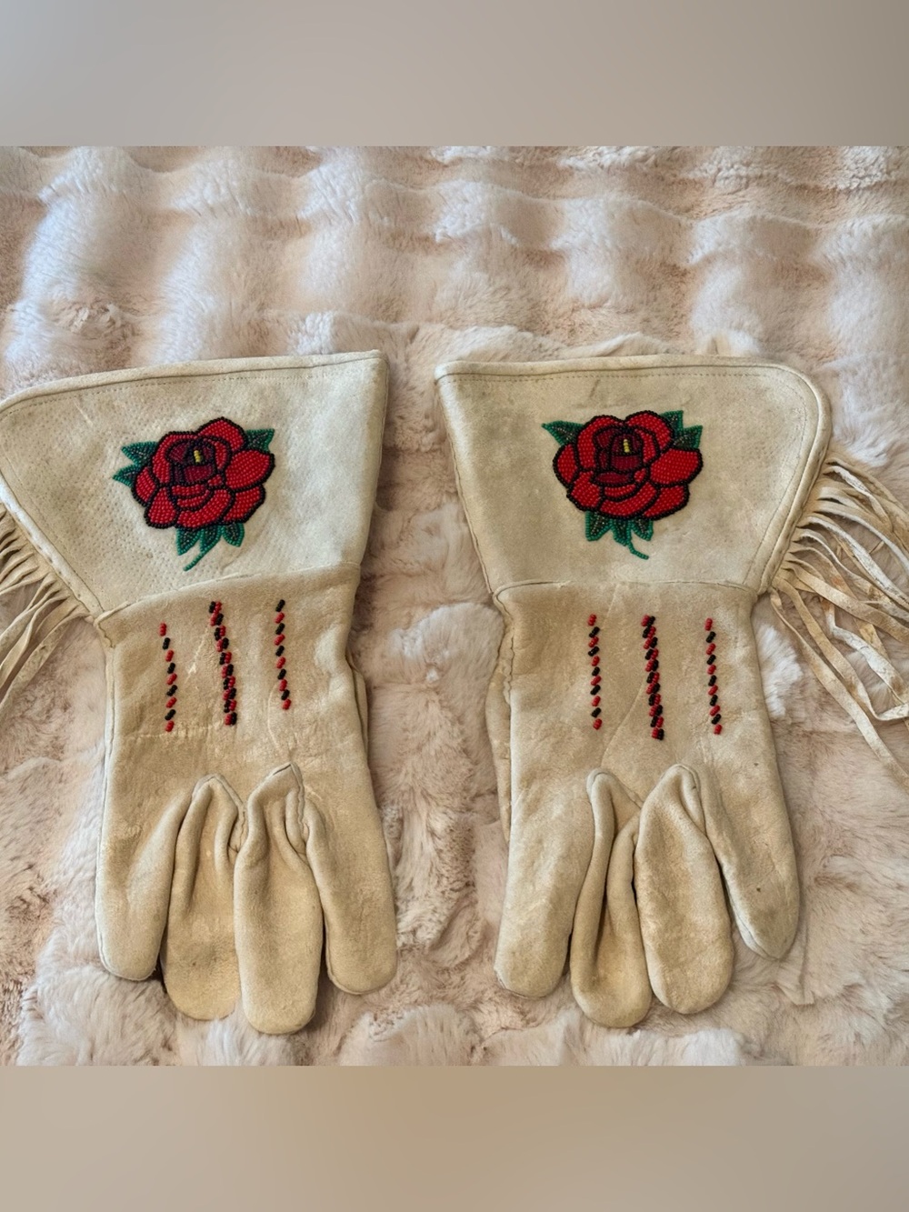Native American /Western Style Vintage Leather Beaded Gauntlet Gloves 1920’s
